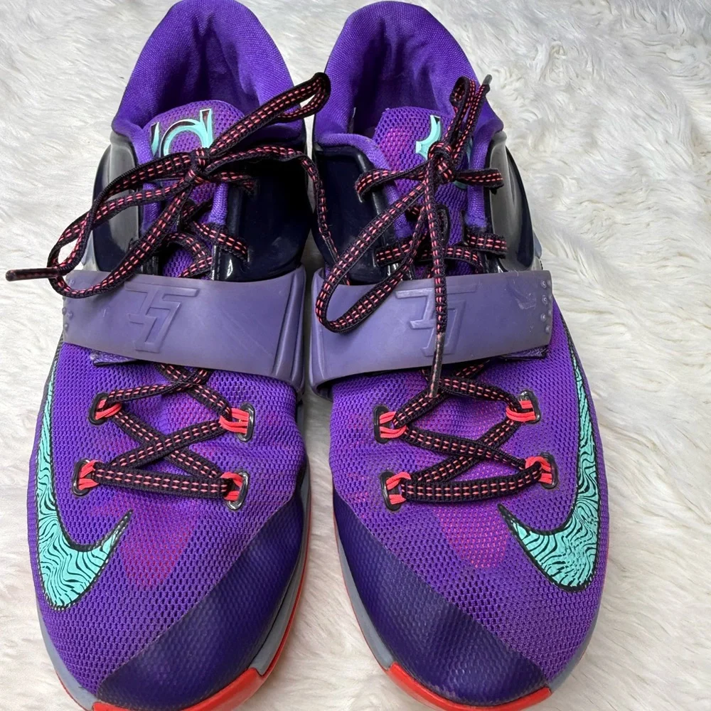 Nike KD 7 Lightning 534 Flight Sneakers Purple Youth Boys Size 7Y Athletic Kevin